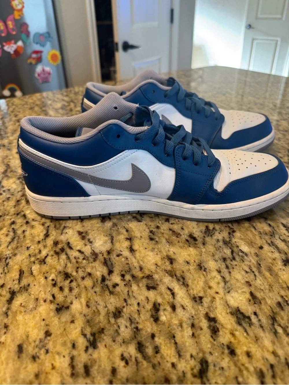 Jordan low top